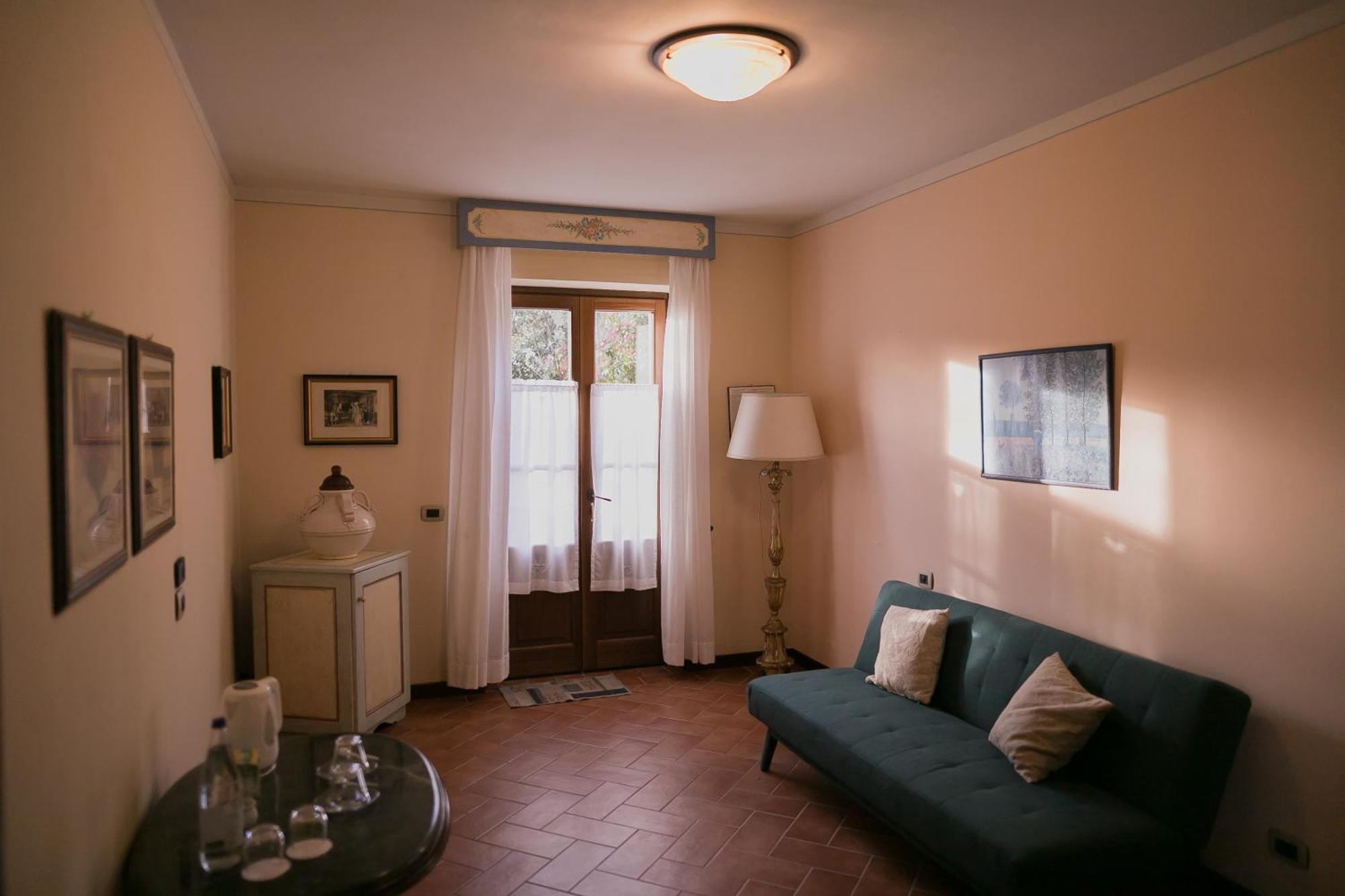 Borgo I Tre Baroni - Spa Suites & Resort Poppi Exterior foto
