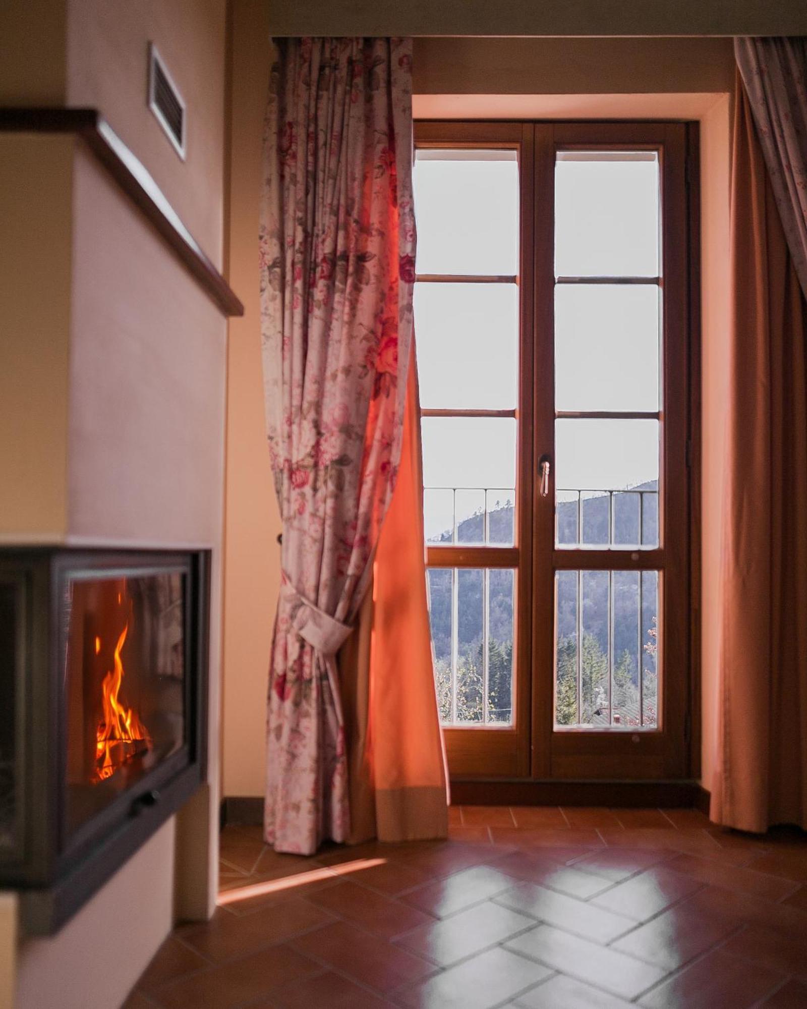 Borgo I Tre Baroni - Spa Suites & Resort Poppi Exterior foto
